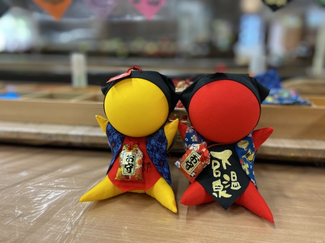 Gero Onsen - Gero Onsen: Discover One of Japan’s Top 3 Hot Springs Gero Onsen traditional Sarubobo dolls, local lucky charms.