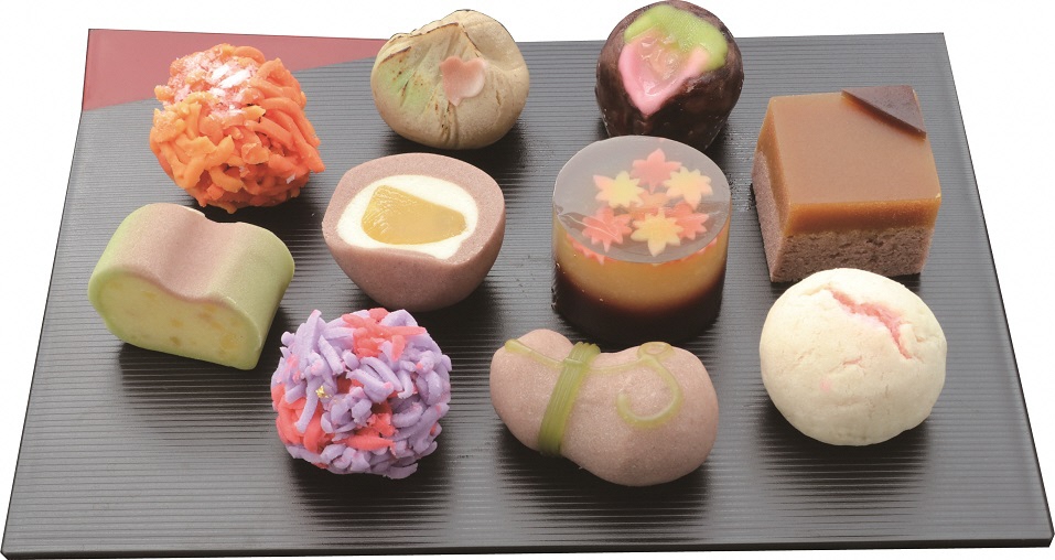 Savor the artistry of Shimane’s traditional wagashi, a perfect sweet companion to the serene hot springs experience at Tamatsukuri Onsen Izumo.
