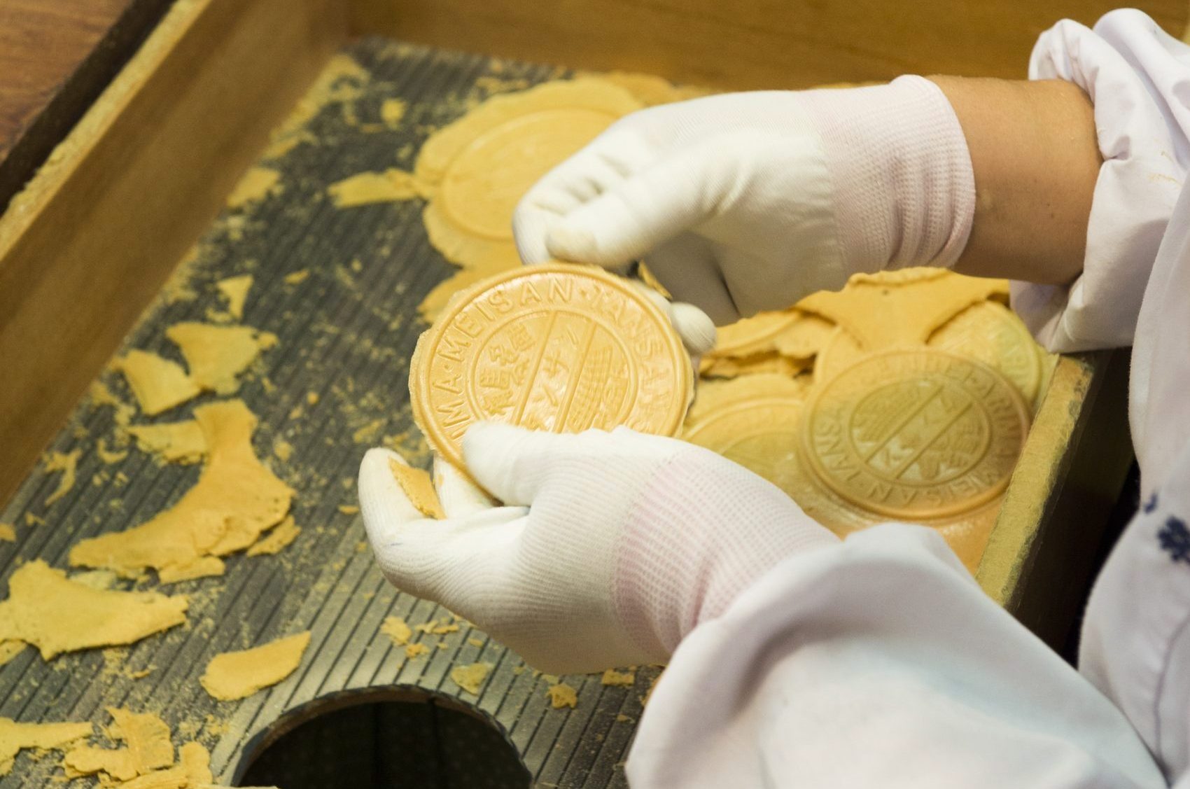 Arima Onsen famous carbonated senbei being handcrafted