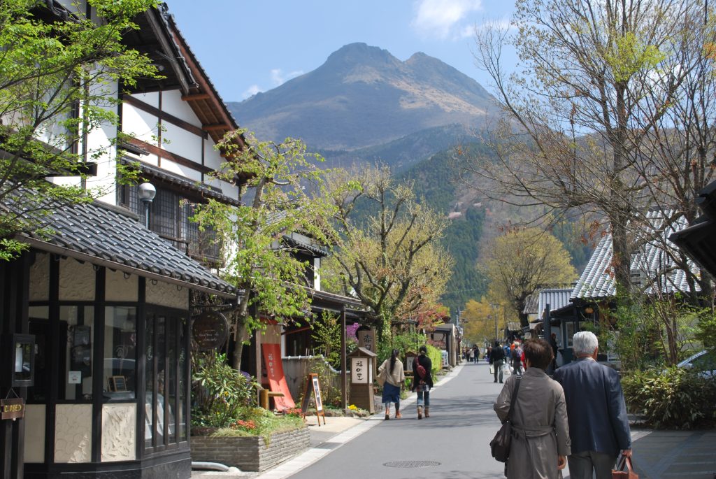 Yufuin onsen - Yufuin Onsen Travel Guide : Discover the Charm of Japan's Serene Hot Spring Town